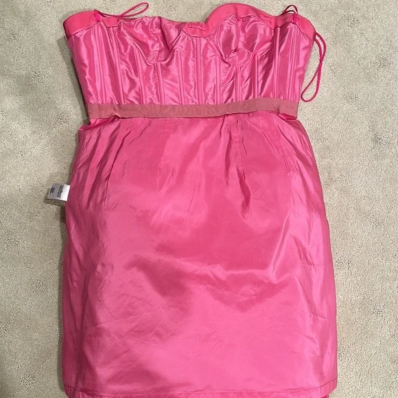 Oscar de la Renta Ruffle Bow Strapless Silk Dress - Picture 7 of 8